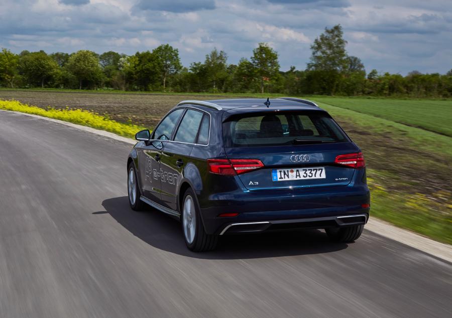  Audi A3 Sportback e-tron (8V) 2016 года  (фото 23 из 31)